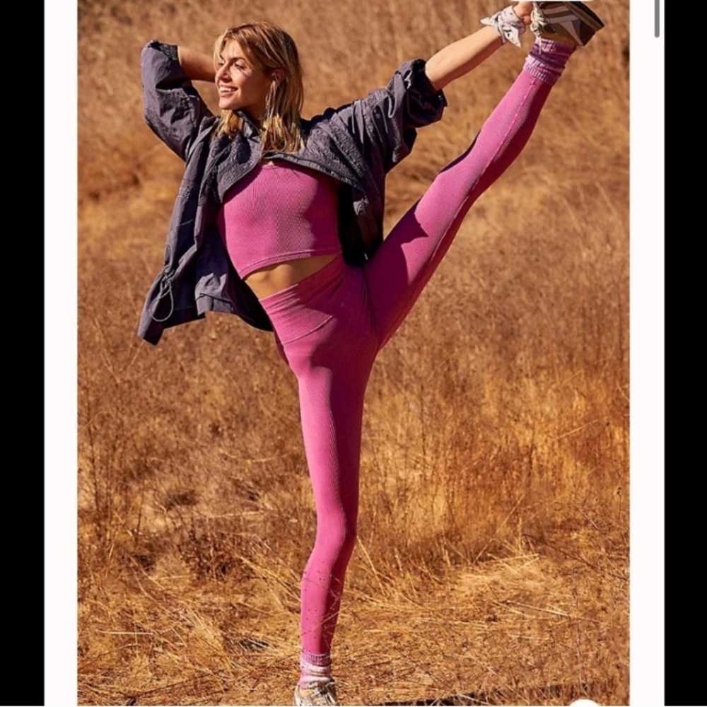 Free People ultra high-rise 7/8 Happiness Runs leggings in purple pink, size M/L